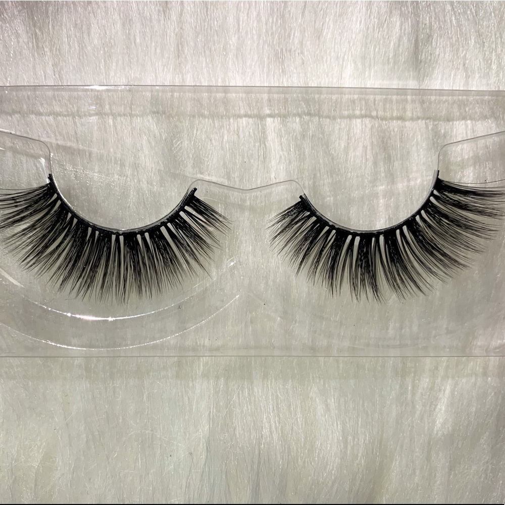 Dolled up- Mink Lashes